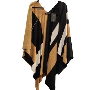 Parrish LA Colorblock Knit Poncho – One Size